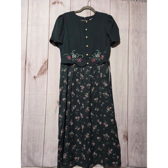 Periwinkle Dresses & Skirts - Periwinkle Vintage Floral Embroidered Midi Dress Black Pink Green Size 10‎